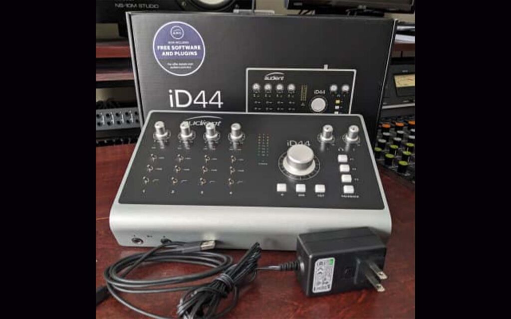 Audient ID44 USB Audio Interface Working