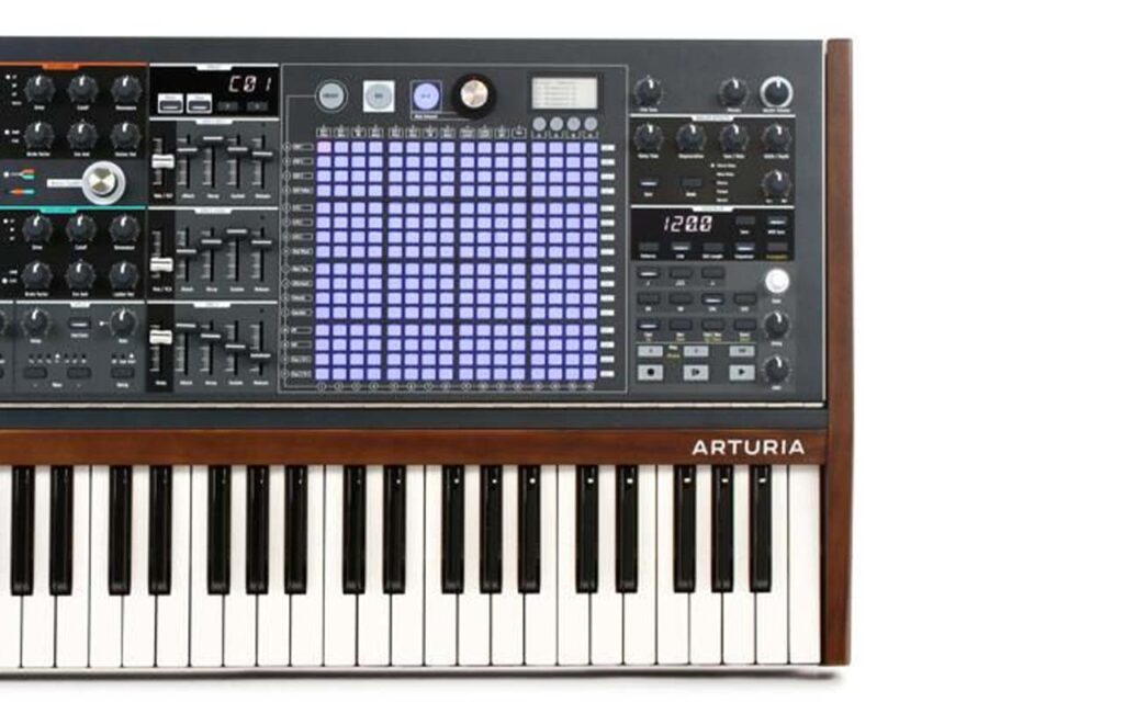 arturia matrixbrute synthesizer