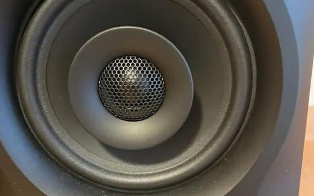 fluid audio fx50 speaker